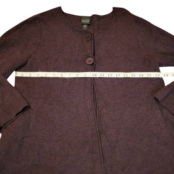 Eileen Fisher 100% Merino Wool Italian Yarn Cropped Cardigan Sweater Medium - Picture 5 of 6